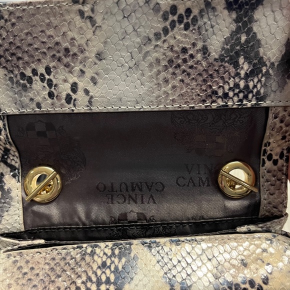 Vince Camuto shoulder bag - Picture 2 of 6